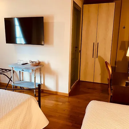 La Casina 3* Dello